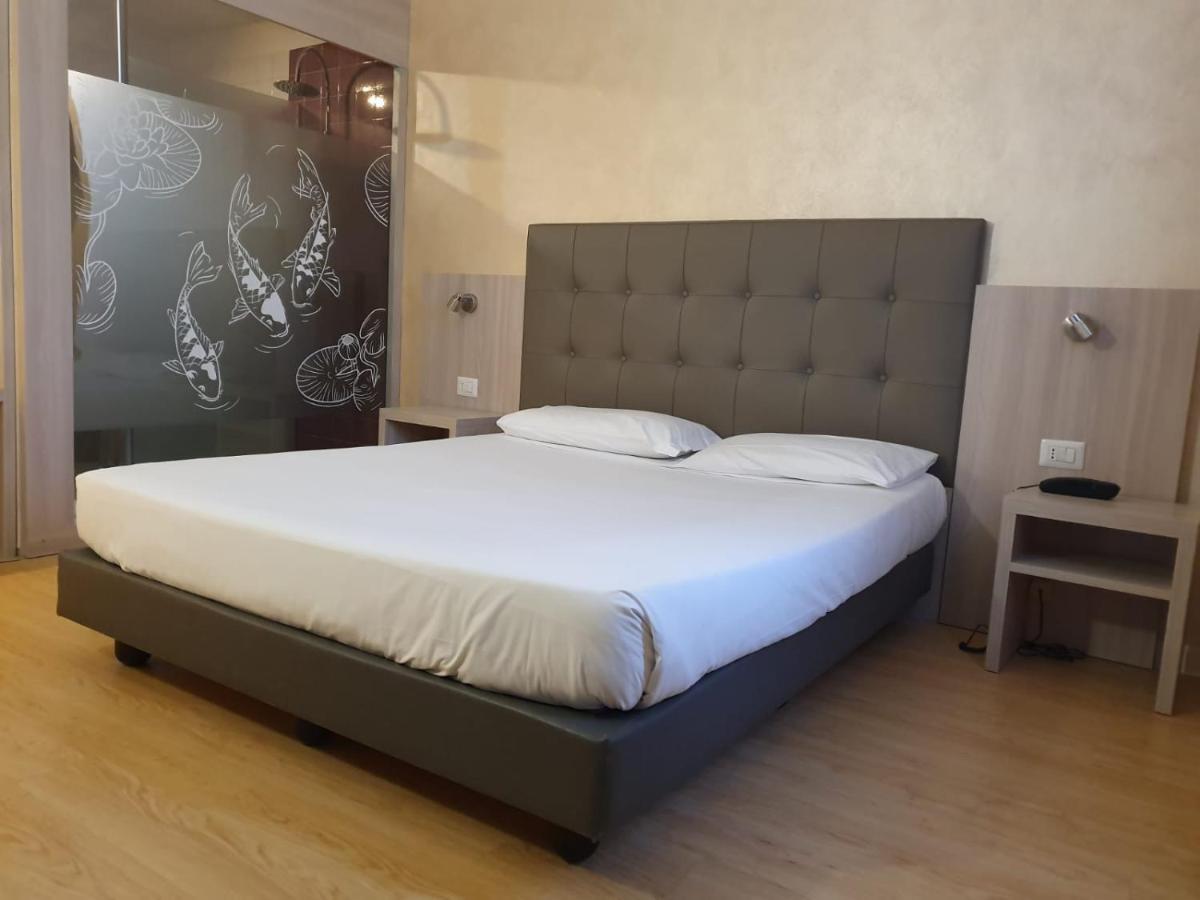 Green Hotel Motel Vergiate Εξωτερικό φωτογραφία