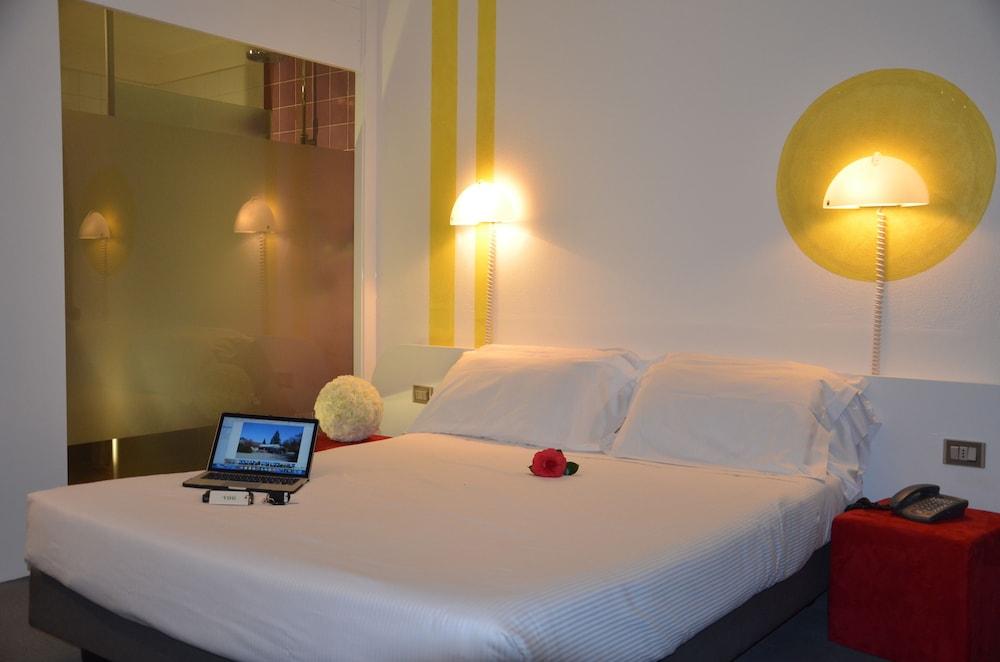 Green Hotel Motel Vergiate Εξωτερικό φωτογραφία