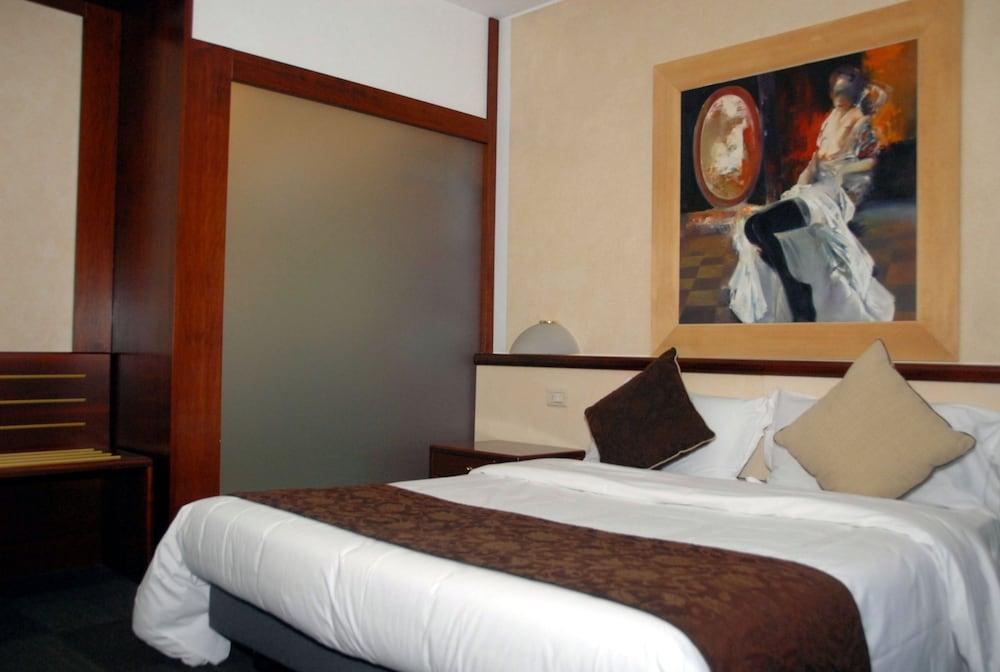 Green Hotel Motel Vergiate Εξωτερικό φωτογραφία