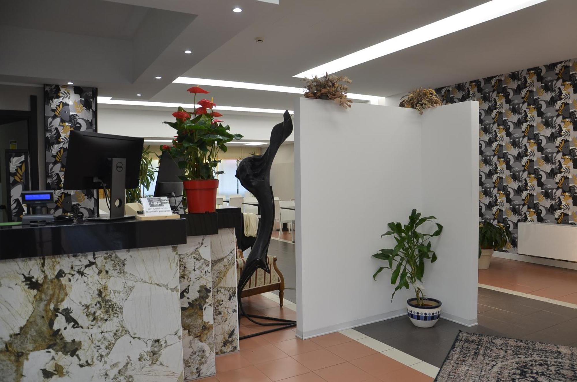 Green Hotel Motel Vergiate Εξωτερικό φωτογραφία