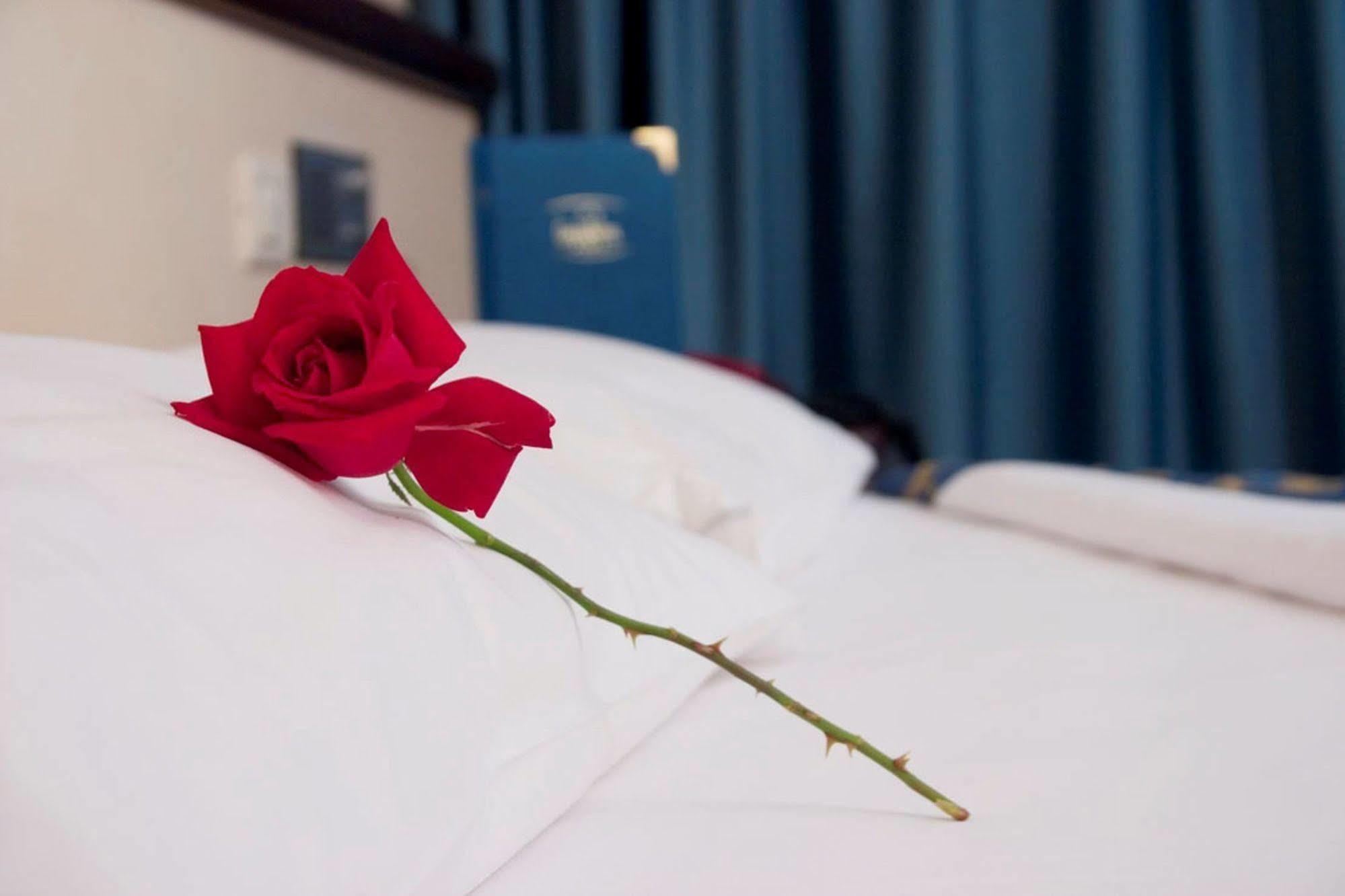 Green Hotel Motel Vergiate Εξωτερικό φωτογραφία