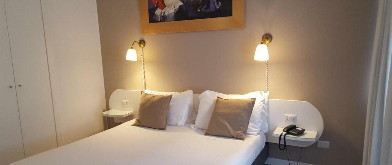 Green Hotel Motel Vergiate Εξωτερικό φωτογραφία